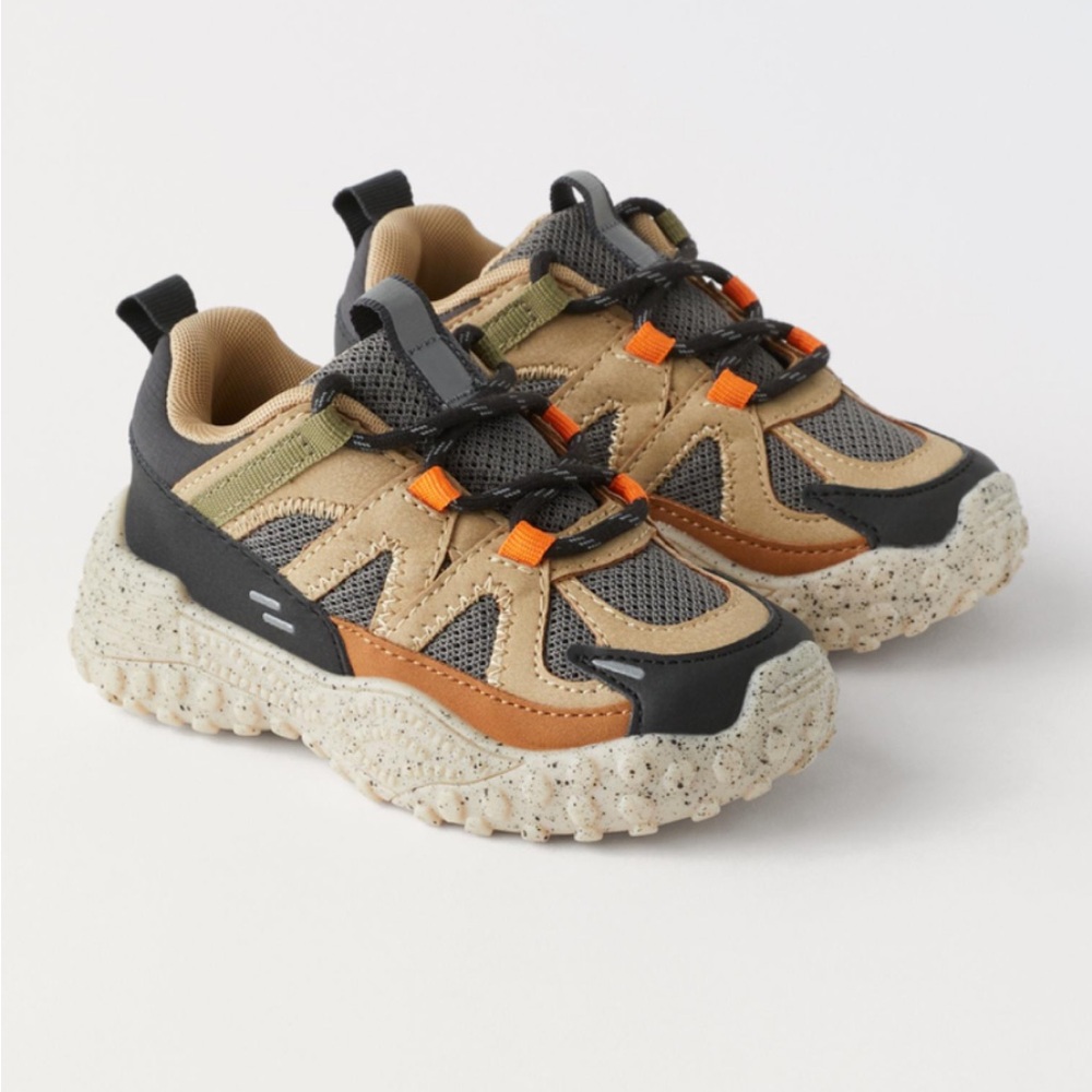 Zara kids hiking boots / sneakers